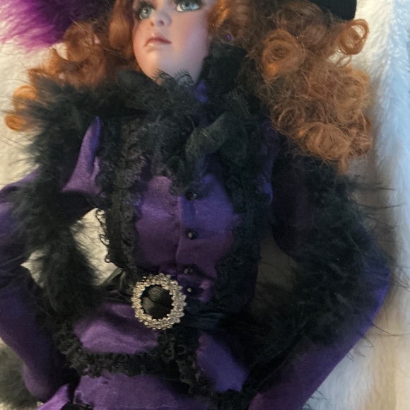 Vintage 2003 Jan McLean Exclusively Yours Porcelain Doll “Pearl” French Floozie - Picture 4 of 6